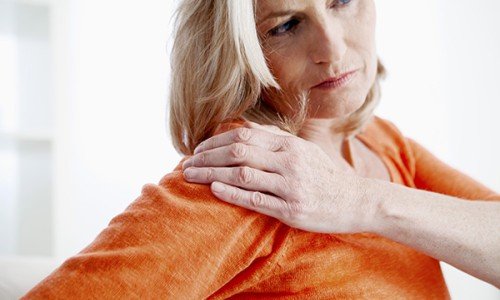 Болки в ставите при менопауза – има ли лек и как да си помогнем?