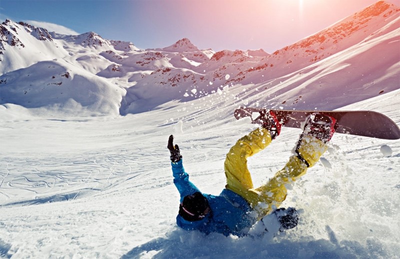 Карането на ски или сноуборд създава риск от развитие на артроза на глезена