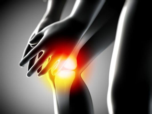 Алуминиево фолио помага при болки в коленете и тазобедрените стави