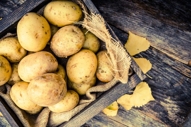 При артрит на ръцете много помага настойка от картофи - рецепта.